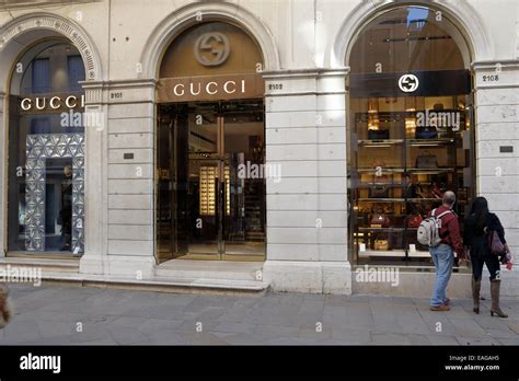 buying gucci in venice|gucci outlet store venice.